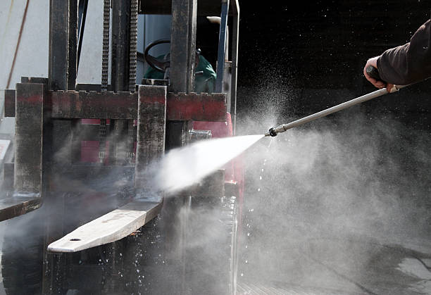 Best Warehouse Cleaning  in Encinal, TX